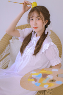 年轻的女教师2